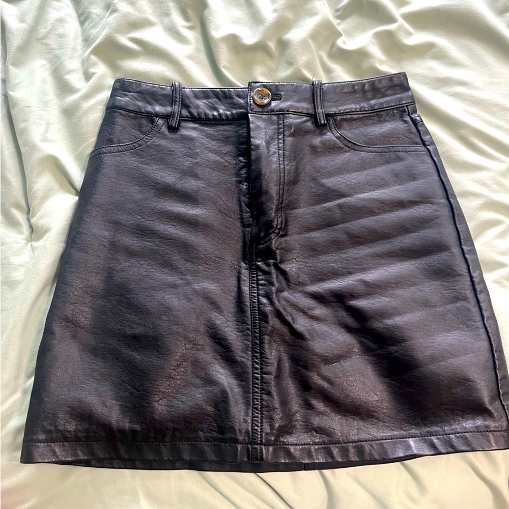 Leather skirt